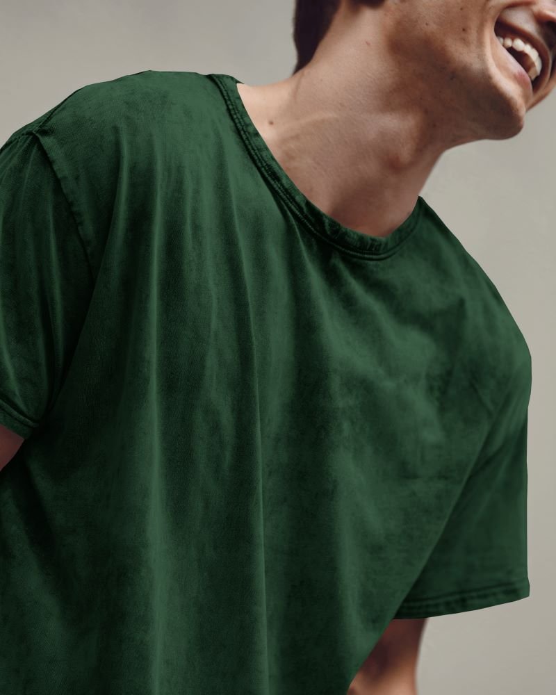 Men Acid Washed Oversized Tee bottle green close up