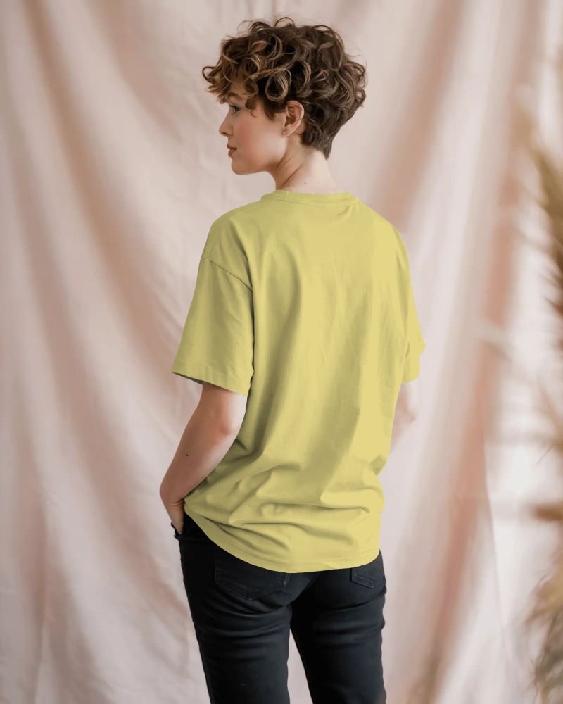 Women Classic Crew back model yellow