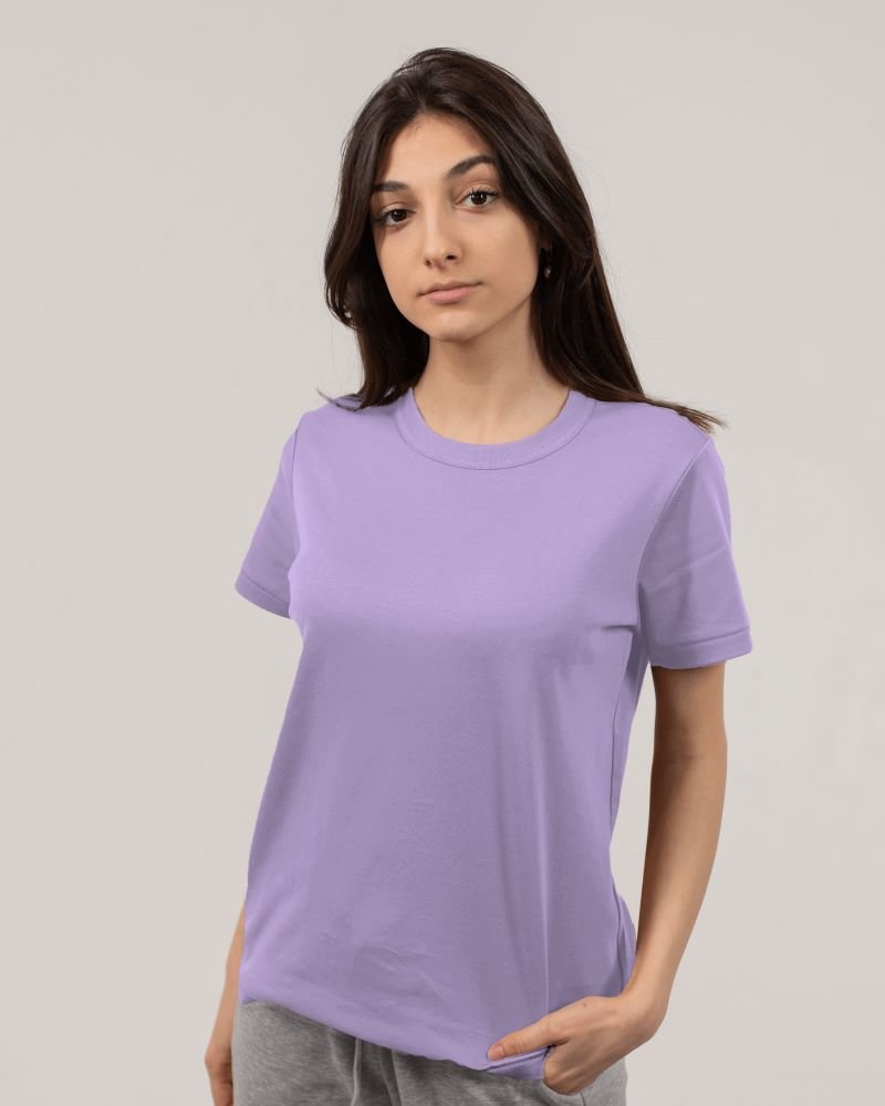 Women Classic Crew model lavender